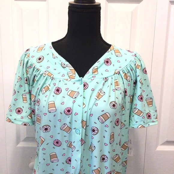 Elegant Emily Women's Coffee & Donut Print Short Sleeve Button Down Duster Gown - Picture 4 of 8